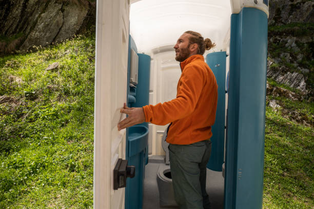 Best Portable bathroom rental  in Chelan, WA